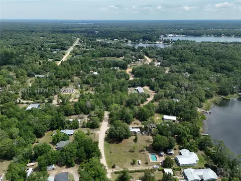 225 Mirror Lake Dr, Other, FL 32148 photo 4