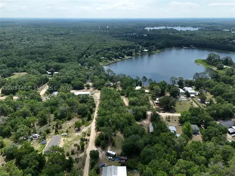 225 Mirror Lake Dr, Other, FL 32148 photo 5