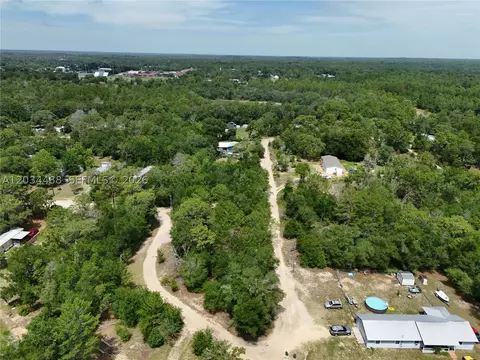 225 Mirror Lake Dr, Other, FL 32148 photo 12
