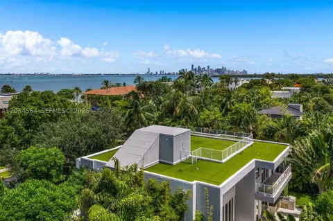 Other - 425 Harbor Dr, Key Biscayne, FL 33149 photo 16 of 17