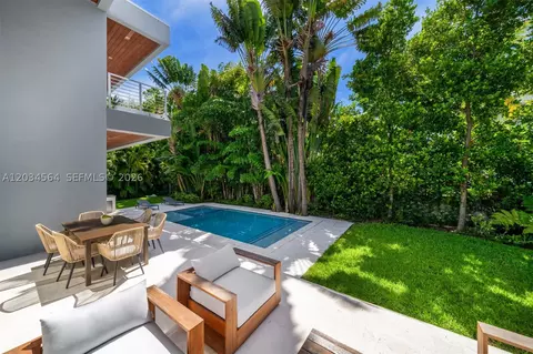Other - 425 Harbor Dr, Key Biscayne, FL 33149 photo 2 of 17