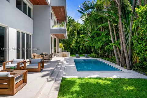 Other - 425 Harbor Dr, Key Biscayne, FL 33149 photo 5 of 17
