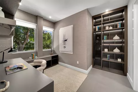 Other - 425 Harbor Dr, Key Biscayne, FL 33149 photo 8 of 17