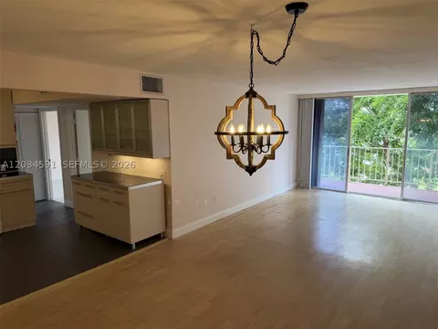 13120 SW 92nd Ave #B-404, Miami, FL 33176