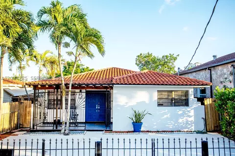 3610 SW 14th St, Miami, FL 33145
