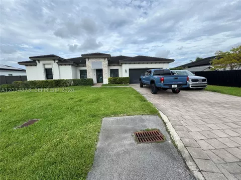 21483 SW 132nd Pl, Miami, FL 33177