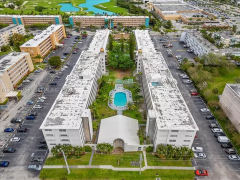 200 NE 12th Ave #7C, Hallandale Beach, FL 33009