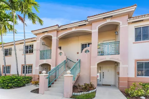 2140 NW 78th Ave #204, Pembroke Pines, FL 33024