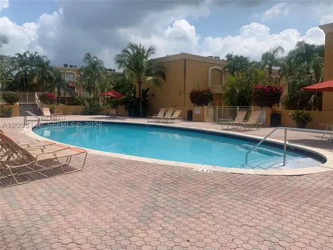 Exterior - 18101 NW 68th Ave #E105, Hialeah, FL 33015 photo 2 of 3