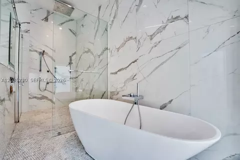 Bath - 6460 SW 133rd Dr, Pinecrest, FL 33156 photo 3 of 6