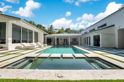 Exterior - 6460 SW 133rd Dr, Pinecrest, FL 33156 photo 10 of 13