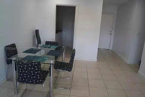 Dining - 1250 E Sample Rd #303, Pompano Beach, FL 33064 photo 1 of 1