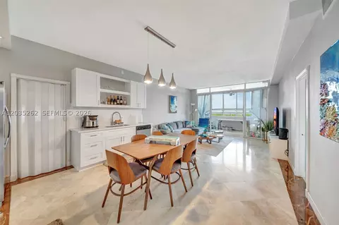 5005 Collins Ave #PH02, Miami Beach, FL 33140