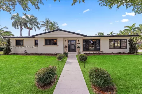 1302 Fillmore St, Hollywood, FL 33019