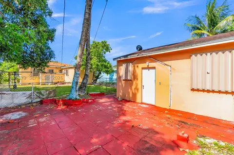 Exterior - 151 E 16th St, Hialeah, FL 33010 photo 7 of 7