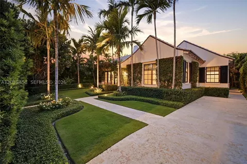 135 Chilean Ave, Palm Beach, FL 33480