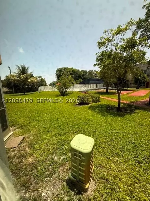 1501 NE 191st St #C107, Miami, FL 33179