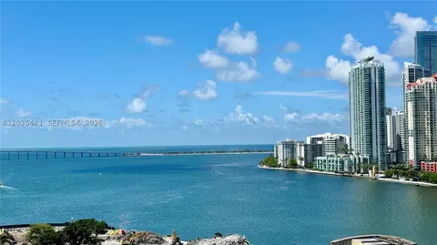 520 SE Brickell Key Dr #A1615, Miami, FL 33131