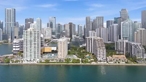 520 SE Brickell Key Dr #A1615, Miami, FL 33131
