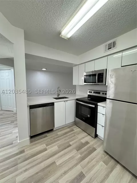 Undisclosed, Coral Springs, FL 33071