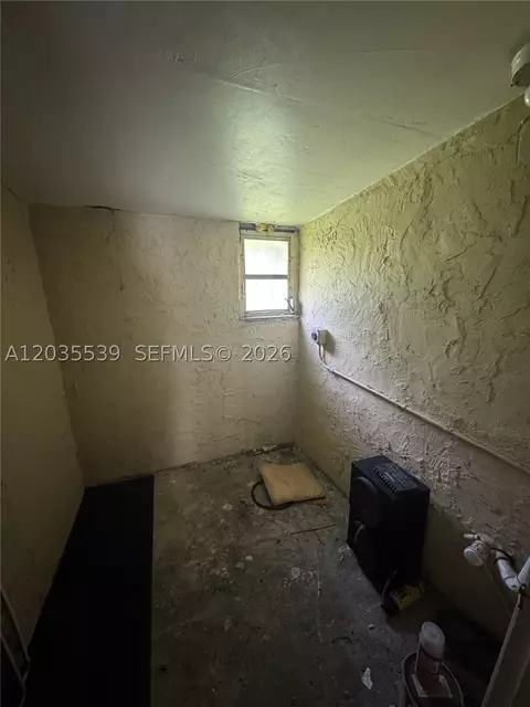 2125 W 5th Ave, Hialeah, FL 33010 photo 8