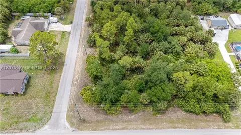 106 E 6th St, Lehigh Acres, FL 33972 photo 2