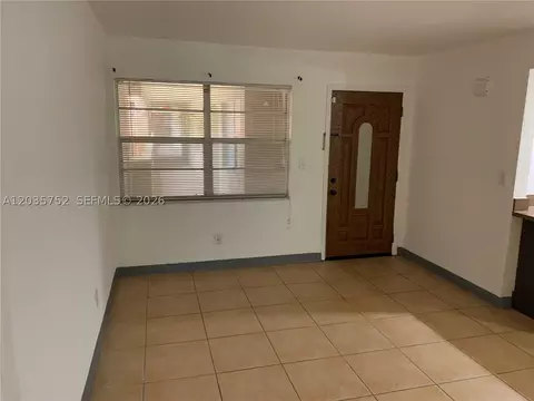 1851 NE 168th St #B10, North Miami Beach, FL 33162