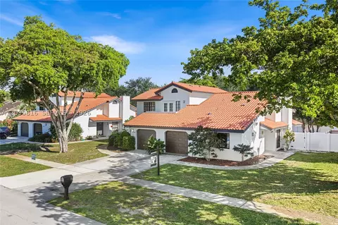 443 NE 38th St, Boca Raton, FL 33431