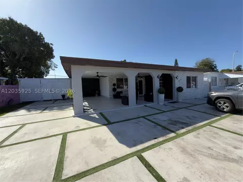 Exterior - 224 E 42nd St, Hialeah, FL 33013 photo 7 of 13
