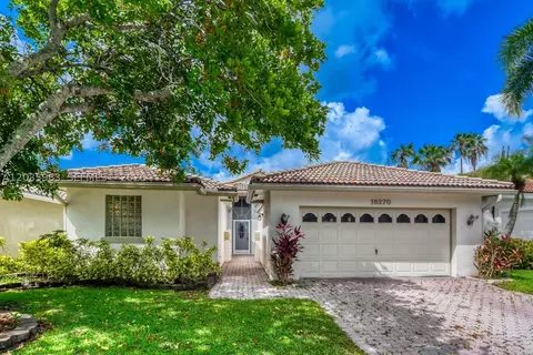 16270 La Costa Dr, Weston, FL 33326