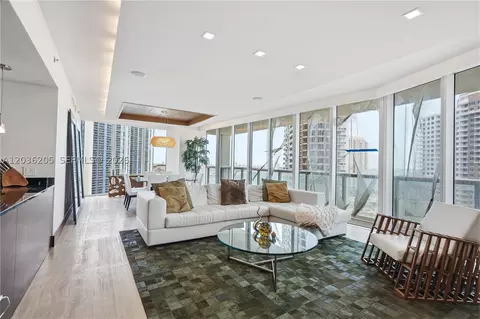 465 Brickell Ave #2101, Miami, FL 33131