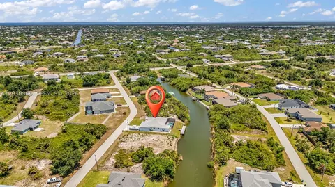 13926 Allamanda Cir, Port Charlotte, FL 33981