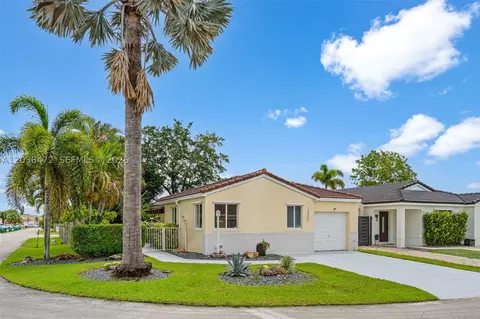 14365 SW 175th Ter, Miami, FL 33177