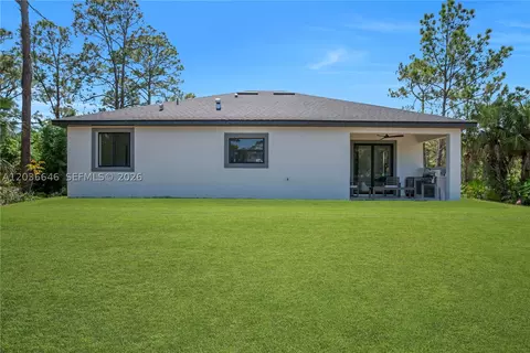 Exterior - 5035 Spinnaker Rd, Labelle, FL 33935 photo 5 of 6