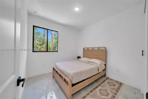 Bedroom - 5035 Spinnaker Rd, Labelle, FL 33935 photo 6 of 7
