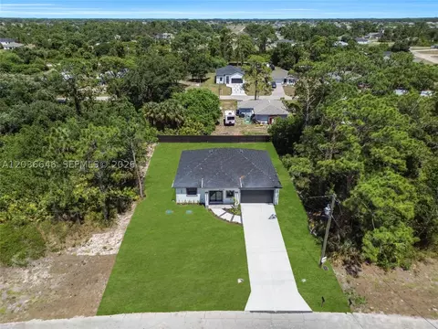 View/Area - 5035 Spinnaker Rd, Labelle, FL 33935 photo 2 of 5
