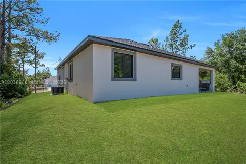 Exterior - 5035 Spinnaker Rd, Labelle, FL 33935 photo 6 of 6