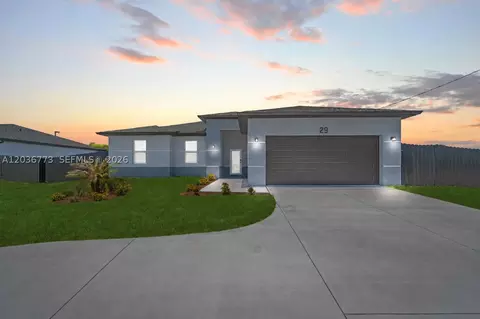 29 Diplomat Pkwy E, Cape Coral, FL 33909