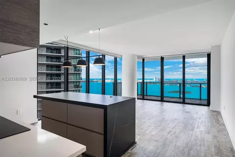 650 NE 32nd St #4407, Miami, FL 33137