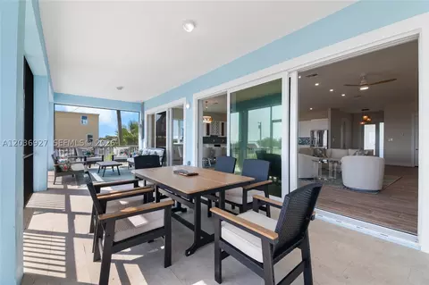 Exterior - 30995 Watson Blvd, Big Pine Key, FL 33043 photo 3 of 7