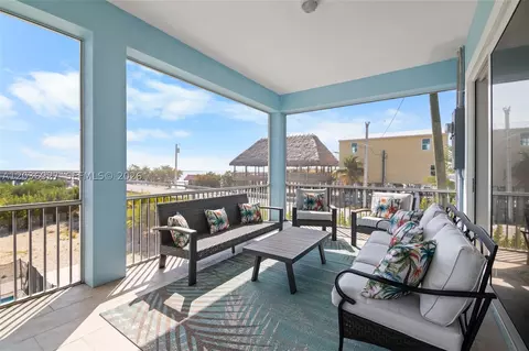 Exterior - 30995 Watson Blvd, Big Pine Key, FL 33043 photo 1 of 7