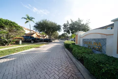 6453 Catalina Ln, Tamarac, FL 33321
