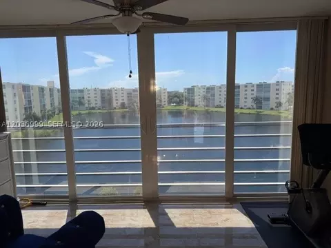 101 SE 3rd Ave #506, Dania Beach, FL 33004