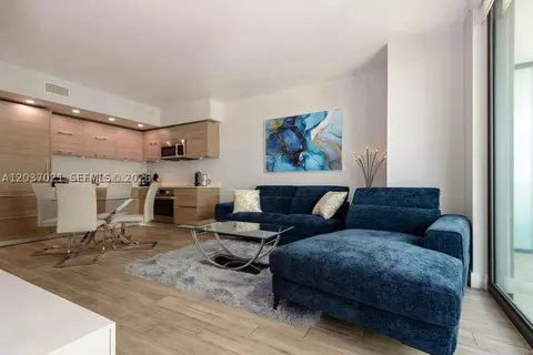 1300 S Miami Ave #3908, Miami, FL 33130