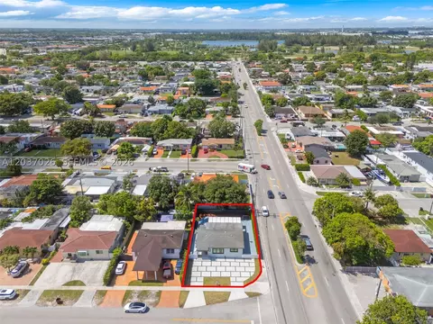 View/Area - 11 W 59th St, Hialeah, FL 33012 photo 2 of 6