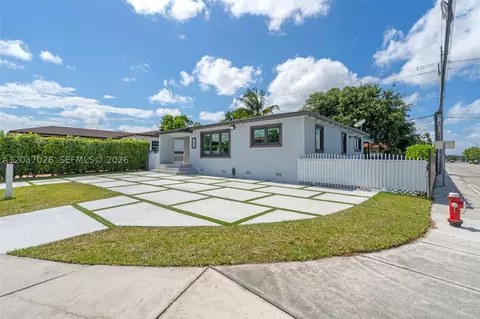 Exterior - 11 W 59th St, Hialeah, FL 33012 photo 3 of 7