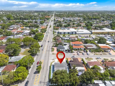 View/Area - 11 W 59th St, Hialeah, FL 33012 photo 4 of 6
