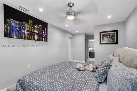 Bedroom - 11 W 59th St, Hialeah, FL 33012 photo 2 of 4