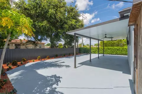 Exterior - 11 W 59th St, Hialeah, FL 33012 photo 4 of 7
