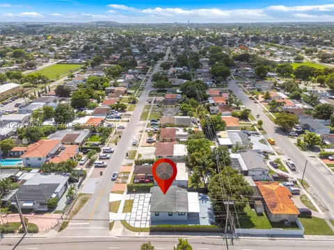 View/Area - 11 W 59th St, Hialeah, FL 33012 photo 3 of 6